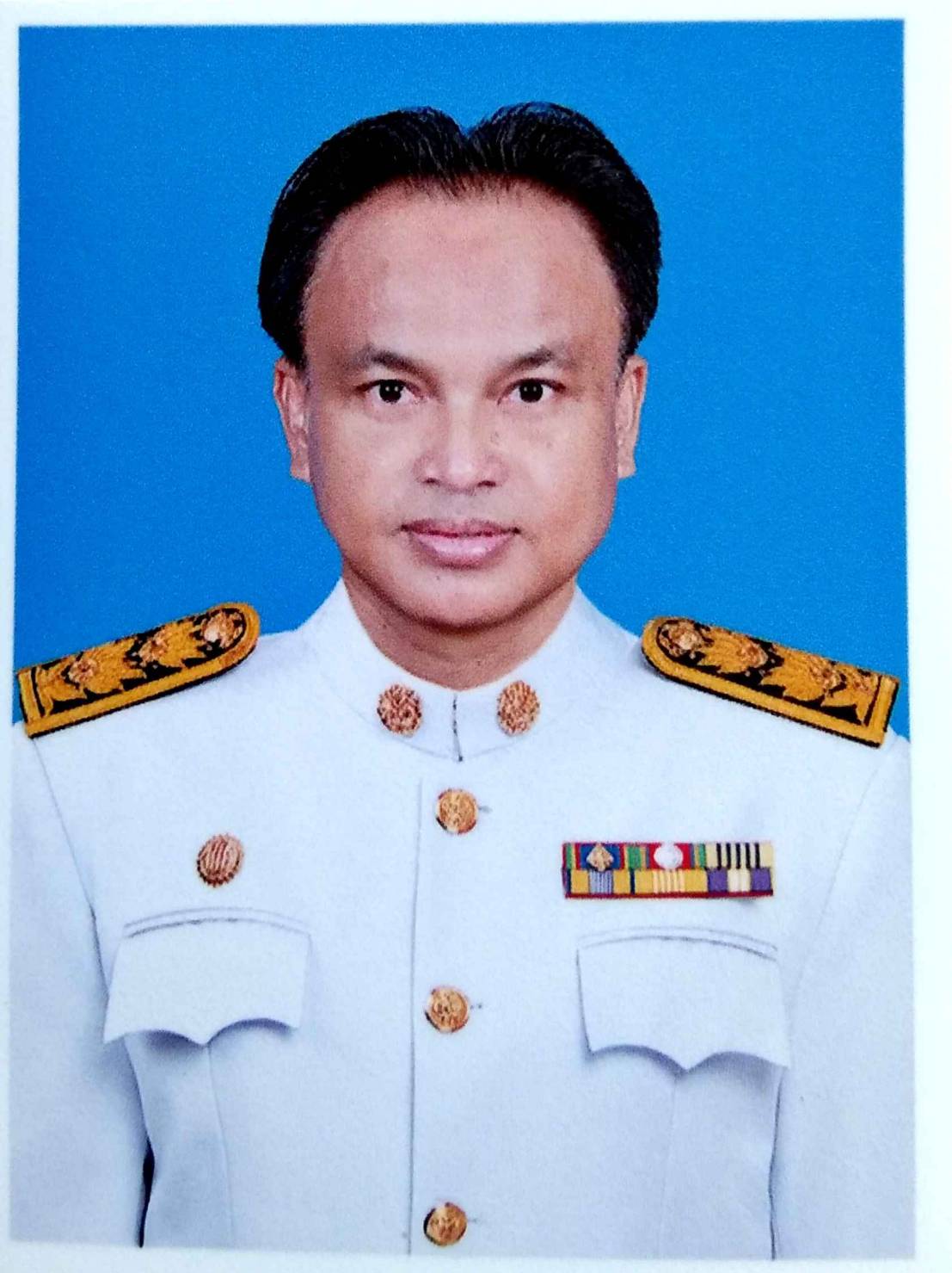 นายโอภาส     ชุมนุมดวง 